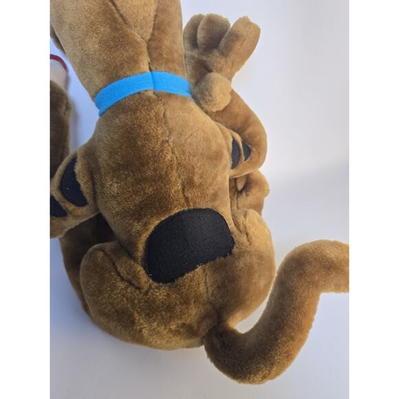 14” Large Cartoon Network Scooby Doo Plush Holding Hot Dog Play By Play - Picture 9 of 12